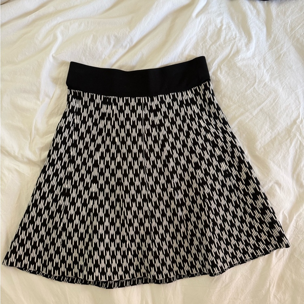 Ann Taylor Black and White A-Line Skirt